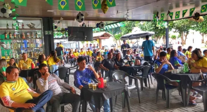 Oportunidade! Bar e Distribuidora com Câmara Fria, Cozinha e Sala Extra - R$ 220 Mil