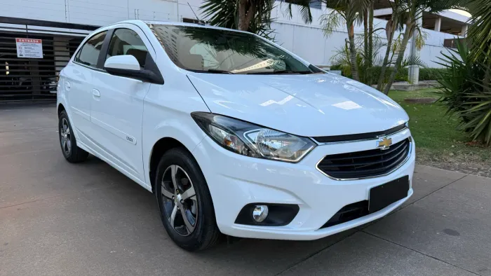 Chevrolet Onix Hatch LTZ 1.4 8V Flex Mec. 4P 2018