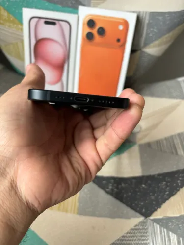 iPhone 15 256 