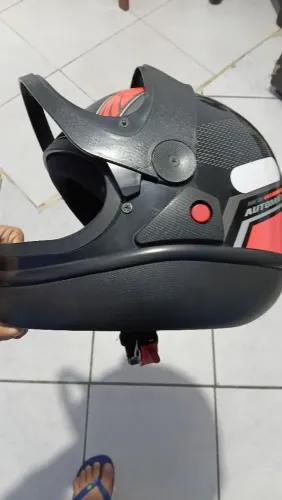 Vendo esse capacete