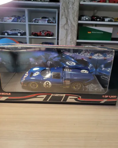 Miniatura 1:18 GMP Lola corrida lacrado raridade c abertura motor