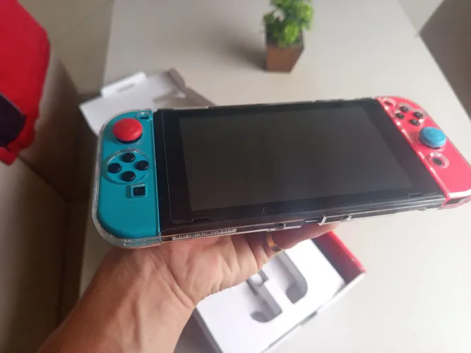 Nintendo switch muito novo 