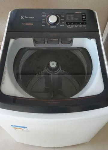 Vendo maquina de lavar electrolux 17kg premium care com cesto inox e jet&clean