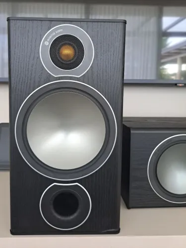 Trio Frontal Monitor Audio com Bronze 2 e Bronze Centre