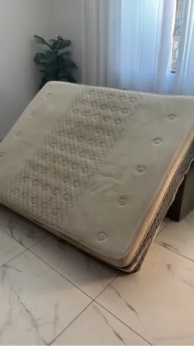 Colchão queen doaç?o