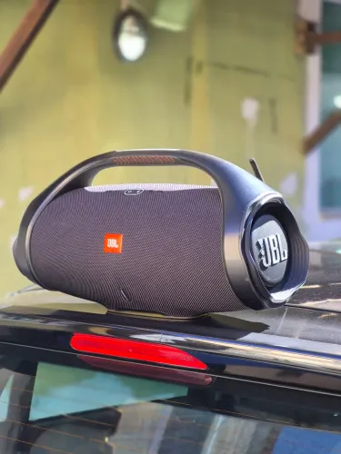 JBL Boombox 2, em ótima estado. Oportunidade!!!
