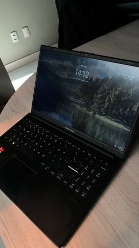 ASUS VIVOBOOK GO15