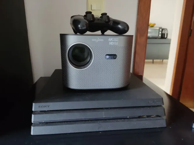 PS4 USADO COM PROJETOR