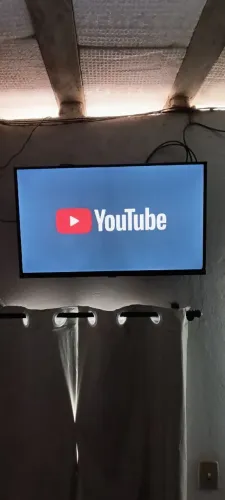 SMART TV PHILCO 23 POLEGADAS