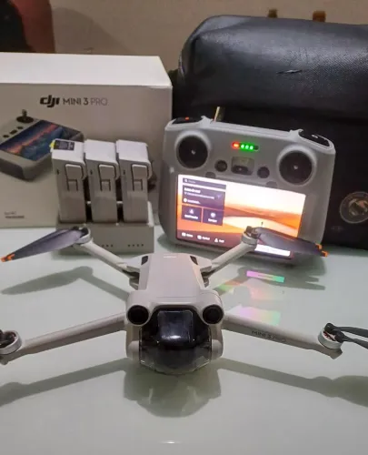 Dji mini 3 pro fly more combo -seminovo 03 baterias