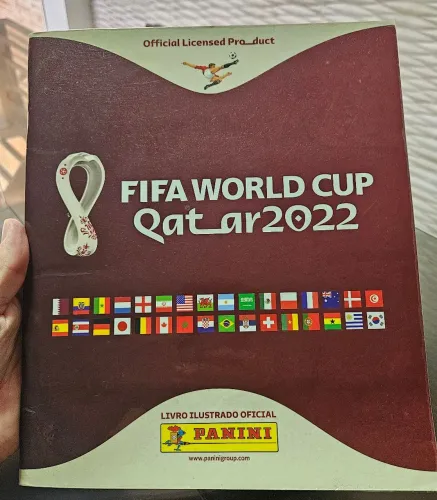Álbum Panini 2022 completo incluindo as da Coca Cola
