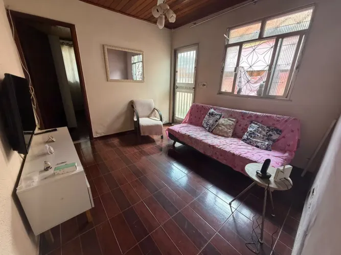 Oswaldo Cruz (Intendente Magalhães) Casa Térreo 2Qts Sala Coz Banh Área Terraço!