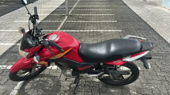 Moto Titan 160