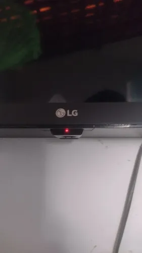 Tv LG 32 polegadas tela com defeito. Imagem não aparece 