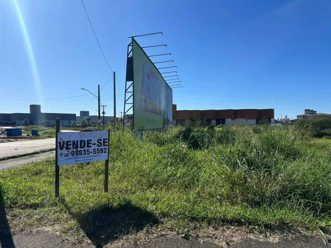 Vendo terreno próximo BR 101 ,com 1.084m2,Pachecos - Palhoça - SC