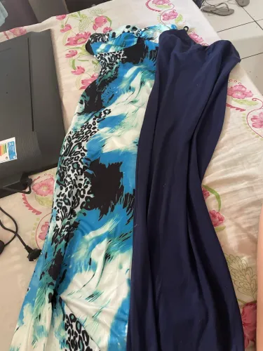 dois vestidos lindos SHEIN