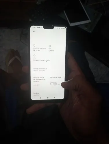 Mi 8 lite 64gb e 4gb ram