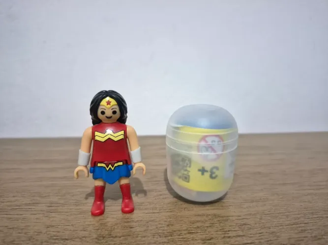 Playmobil Kinder Ovo Mulher Maravilha