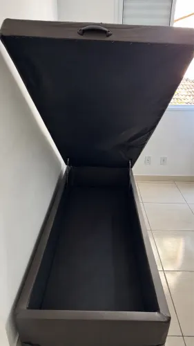 Cama solteiro baú