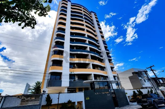 Apartamento de 146m² para venda em Tambauzinho