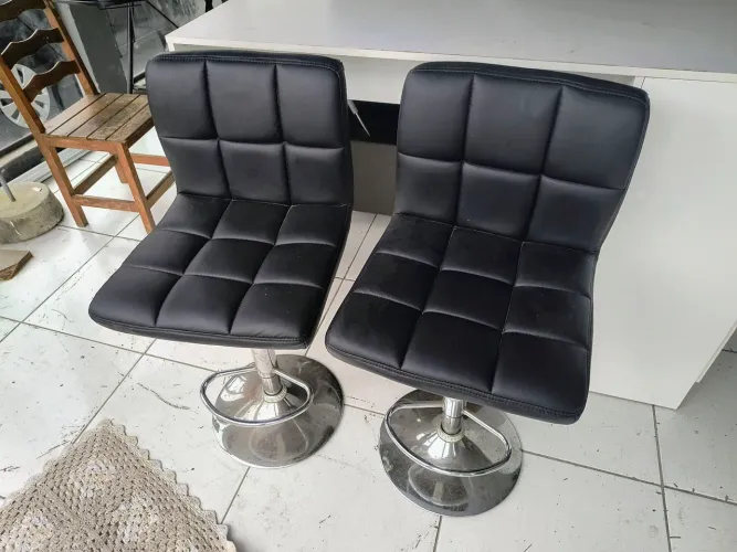 BANQUETAS ALTAS GIRATÓRIAS