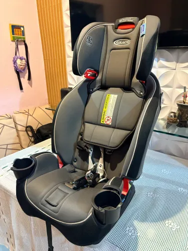 Cadeirinha para Carro Graco SlimFit - Excelente Estado