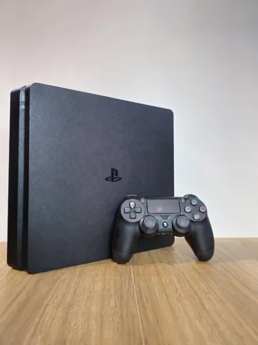 PS4 Slim 1TB + 1 Controle Original - Excelente Estado - Na Caixa