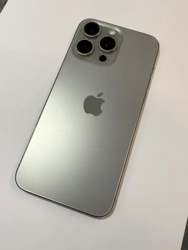 iPhone 15 PRO MAX 1TB R$ 4.800