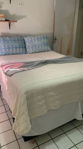 Cama de casal box