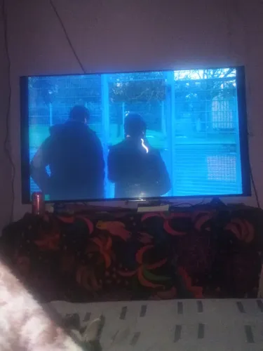 Tv tcl smart 55 polegadas 5 meses De uso
