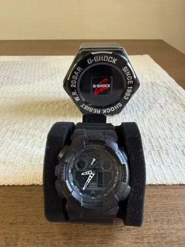 Relógio Casio G-SHOCK GA-110