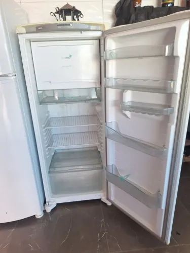 Geladeira Frost Free + Freezer
