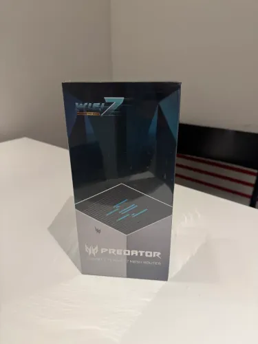 Roteador Acer Predator Connect T7 BE11000, Wi-Fi 7, Três Bandas, Branco