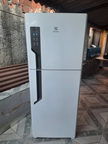 Geladeira Electrolux frost free tf55