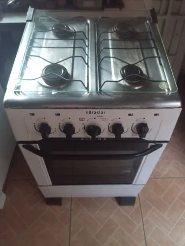 Vendo fogão usado funcionando perfeitamente