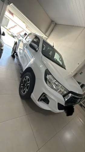 Toyota Hilux CD SRV 4X4 2.8 TDI Diesel Aut. 2020