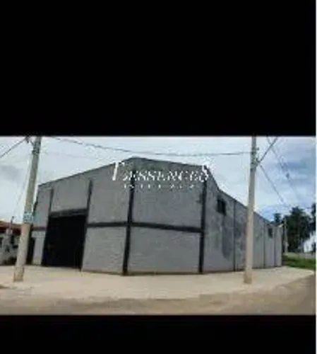 Galpão Comercial | 350m² | Avenida Comercial | Senador Canedo