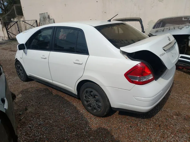 Sucata Nissan Tiida 