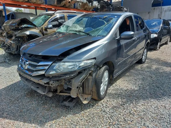Sucata Honda City Lx 1.5 16v 2013 Automático Completo somente para venda de peças.