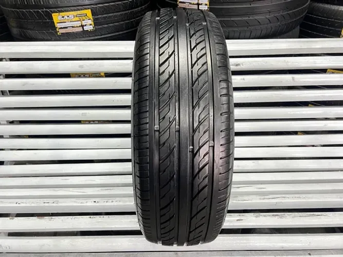 Pneu 185/65/15 Comforser CF600 R$249,00 / Pneu 185/65R15