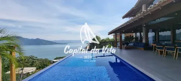 CASA COM 09 SUÍTES EM CINDOMINIO PROXIMO A PRAIA