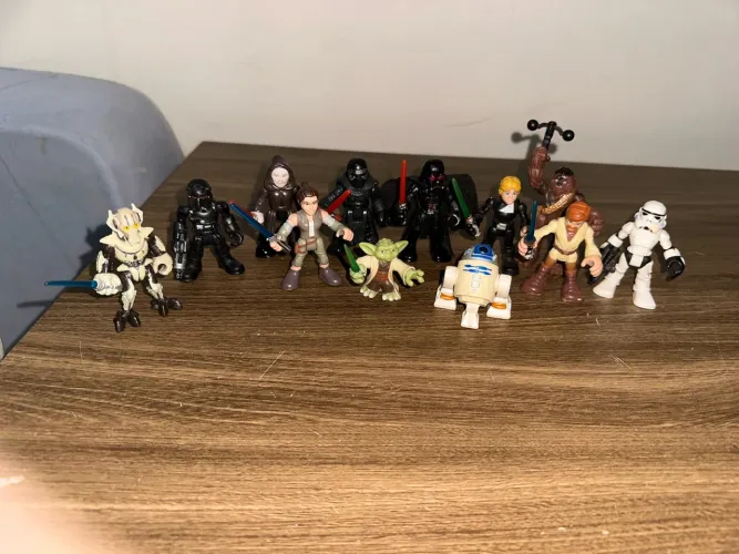 12 bonecos Star Wars