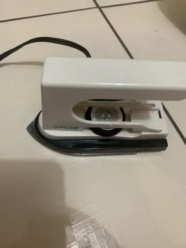 Mini ferro de passar 