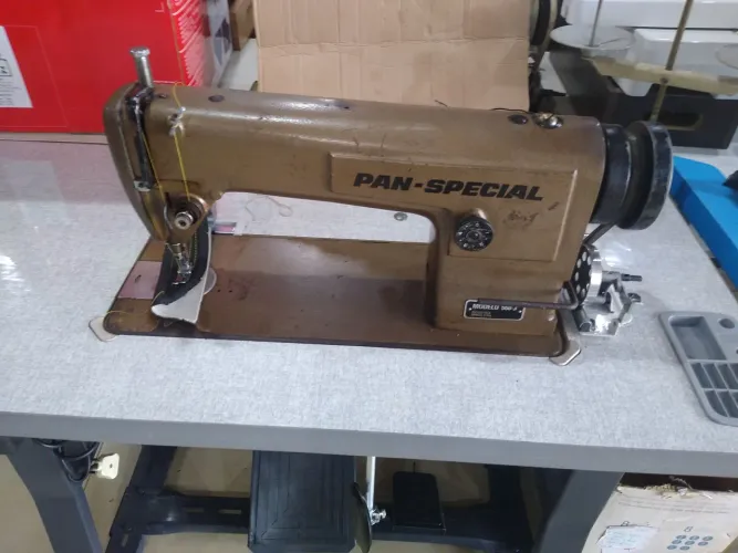 Máquina de Costura Industrial Pan-Special Modelo 550-3