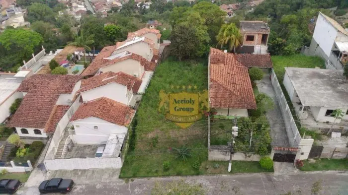 Terreno à venda, 587 m² por R$ 260.000,00 - Maria Paula - São Gonçalo/RJ