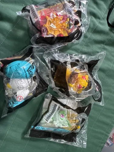 Pokémon McDonalds 2025 - 4 unidades