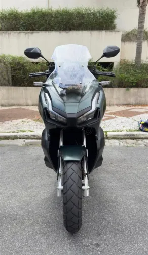 Honda ADV 150 impecável