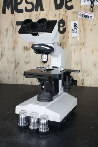 Microscópio 