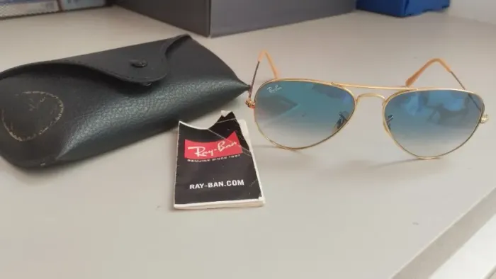 Óculos Ray ban semi novo 