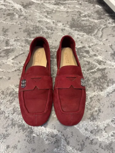 Mocassim loafer sapatilha Schutz bordo